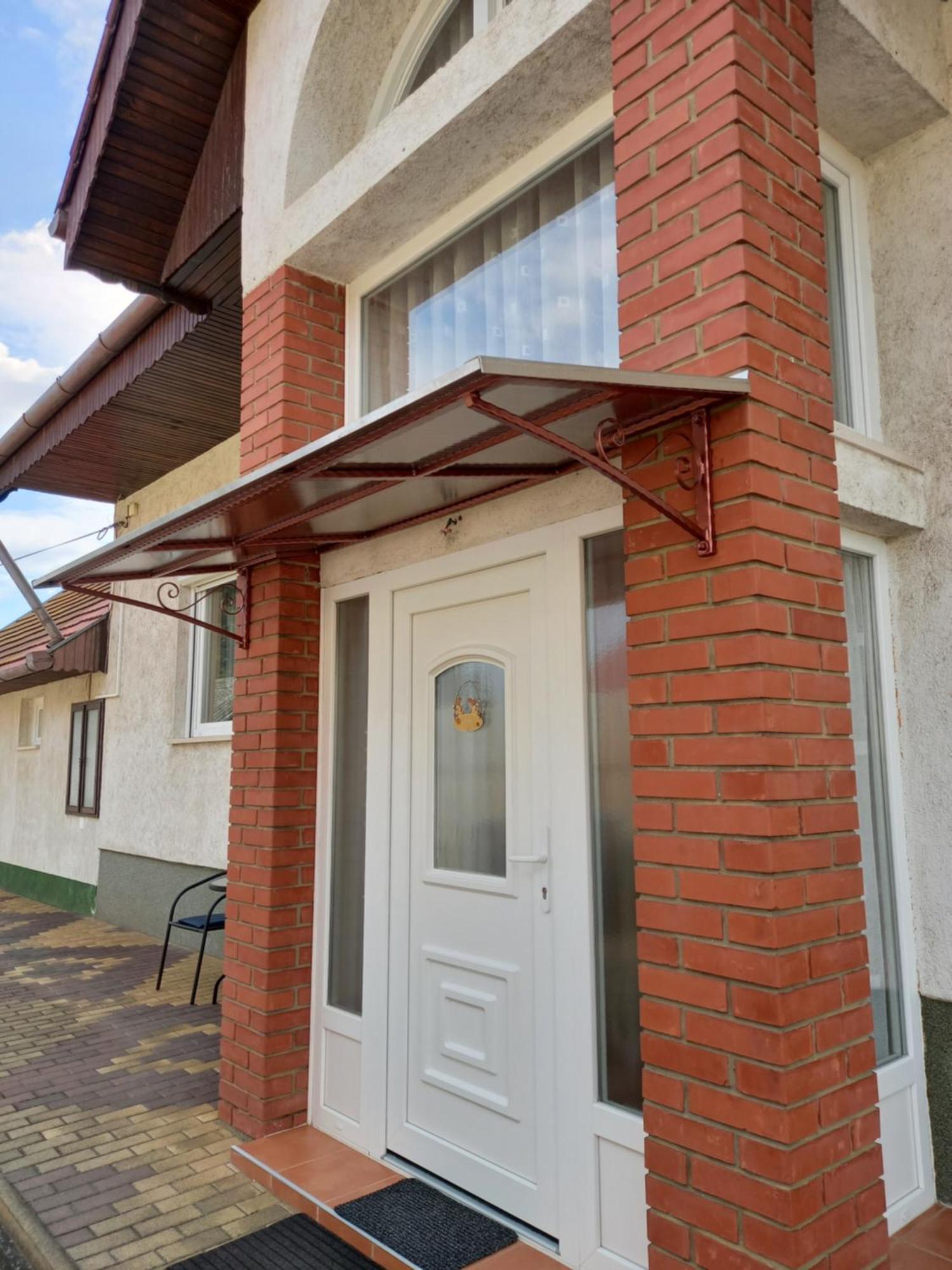 Alfa Apartman Harkan Exterior foto