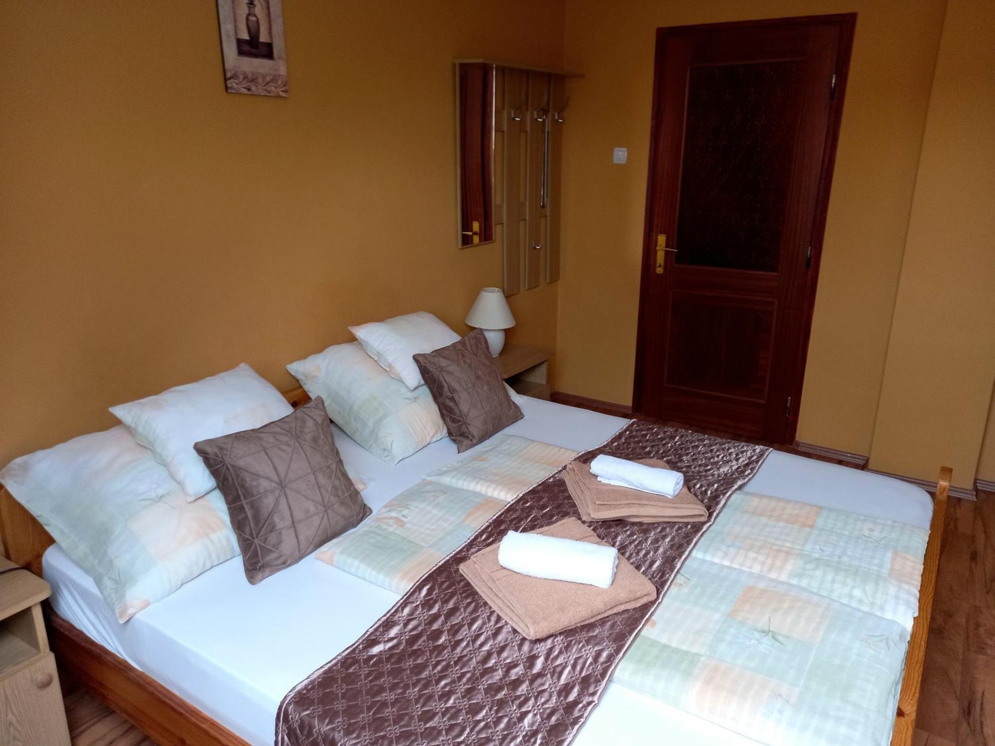 Alfa Apartman Harkan Exterior foto