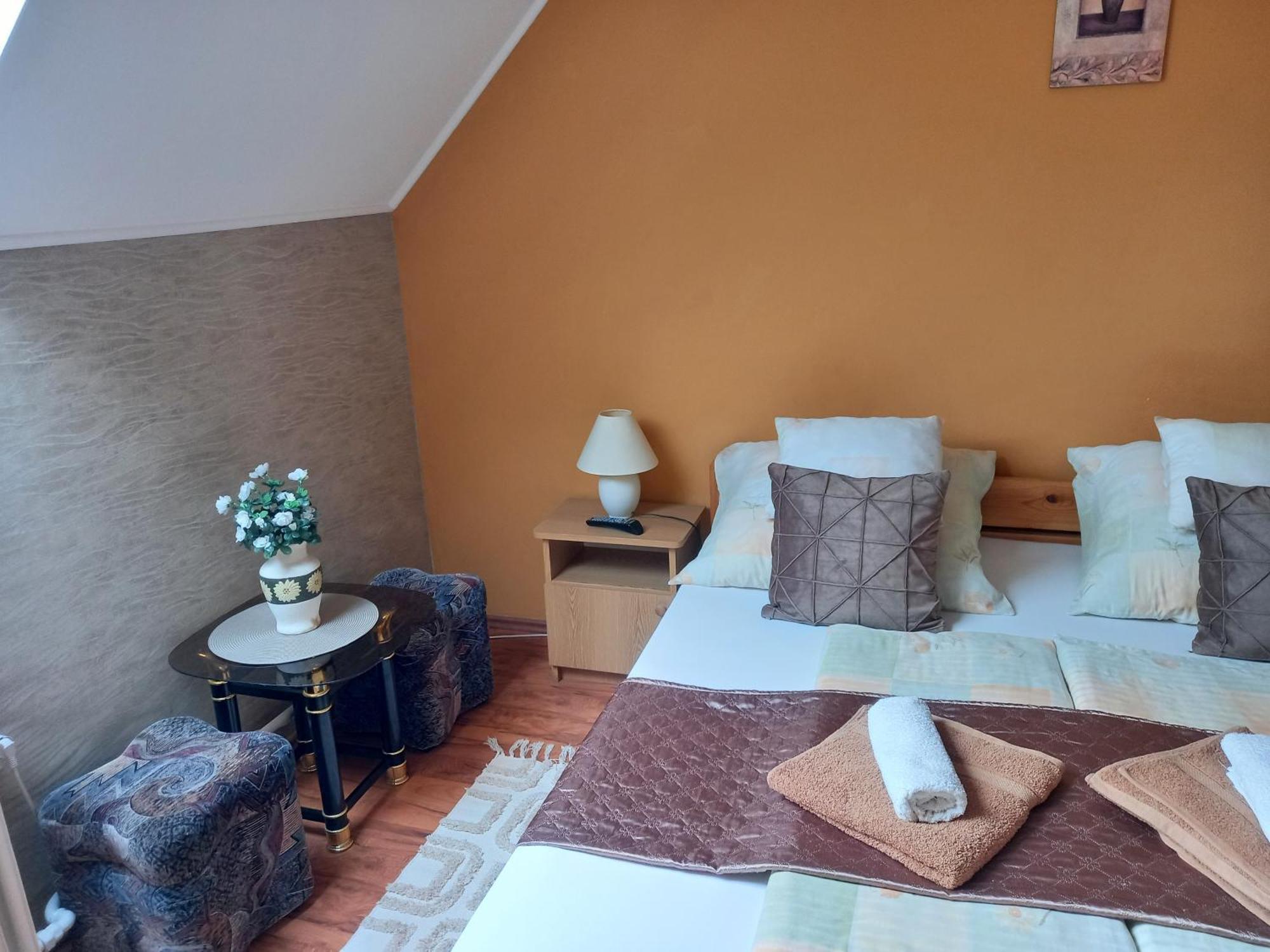 Alfa Apartman Harkan Exterior foto