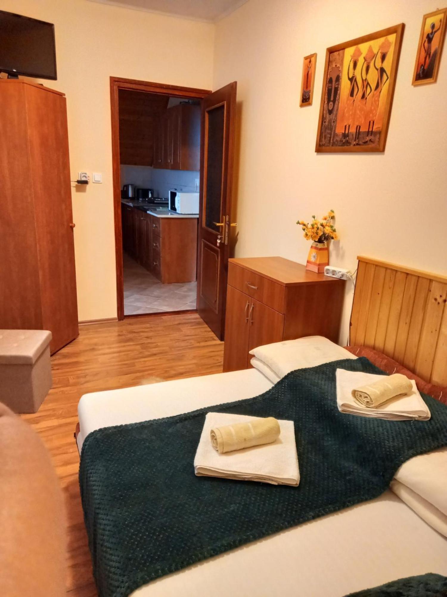 Alfa Apartman Harkan Exterior foto