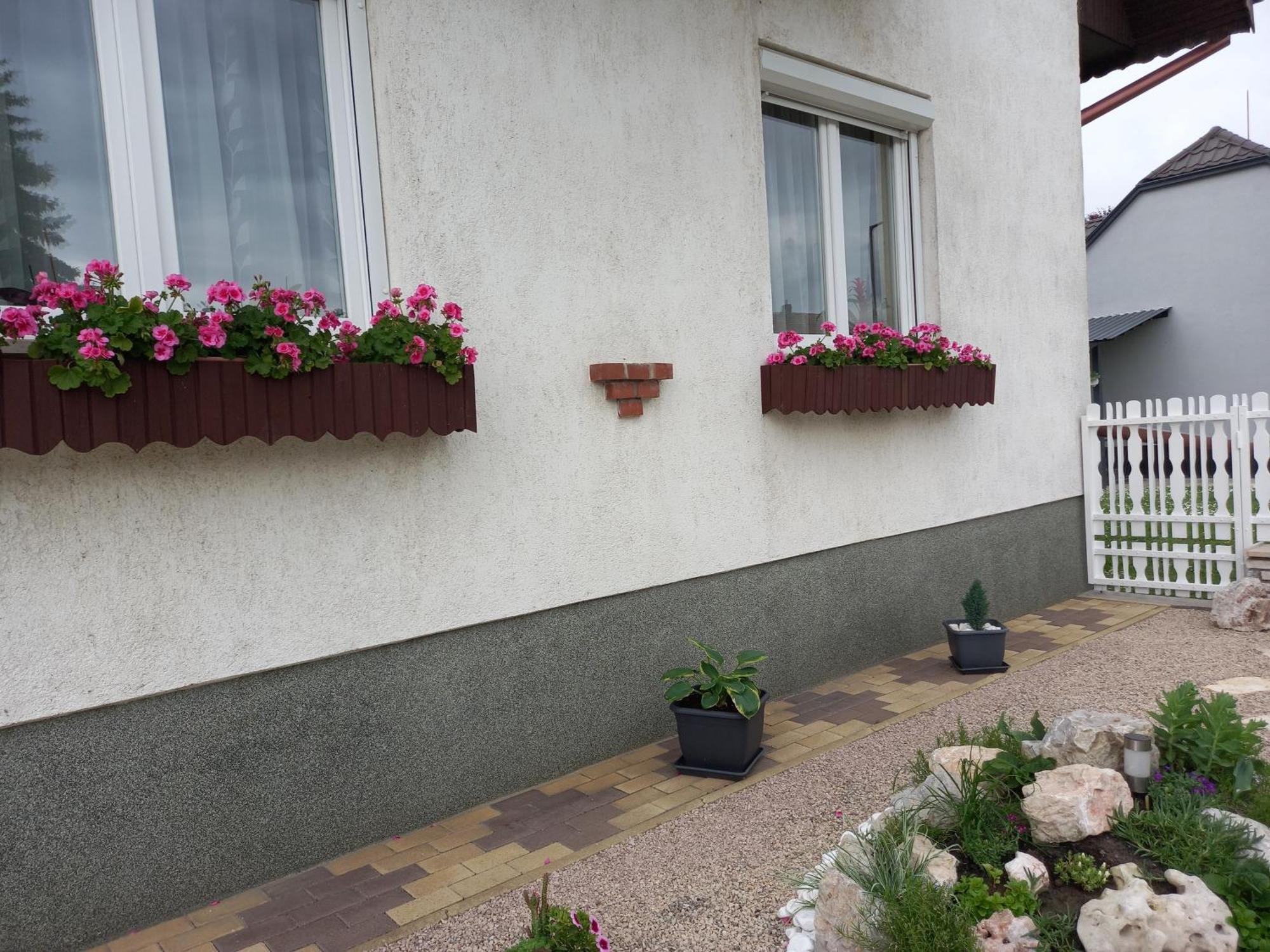 Alfa Apartman Harkan Exterior foto