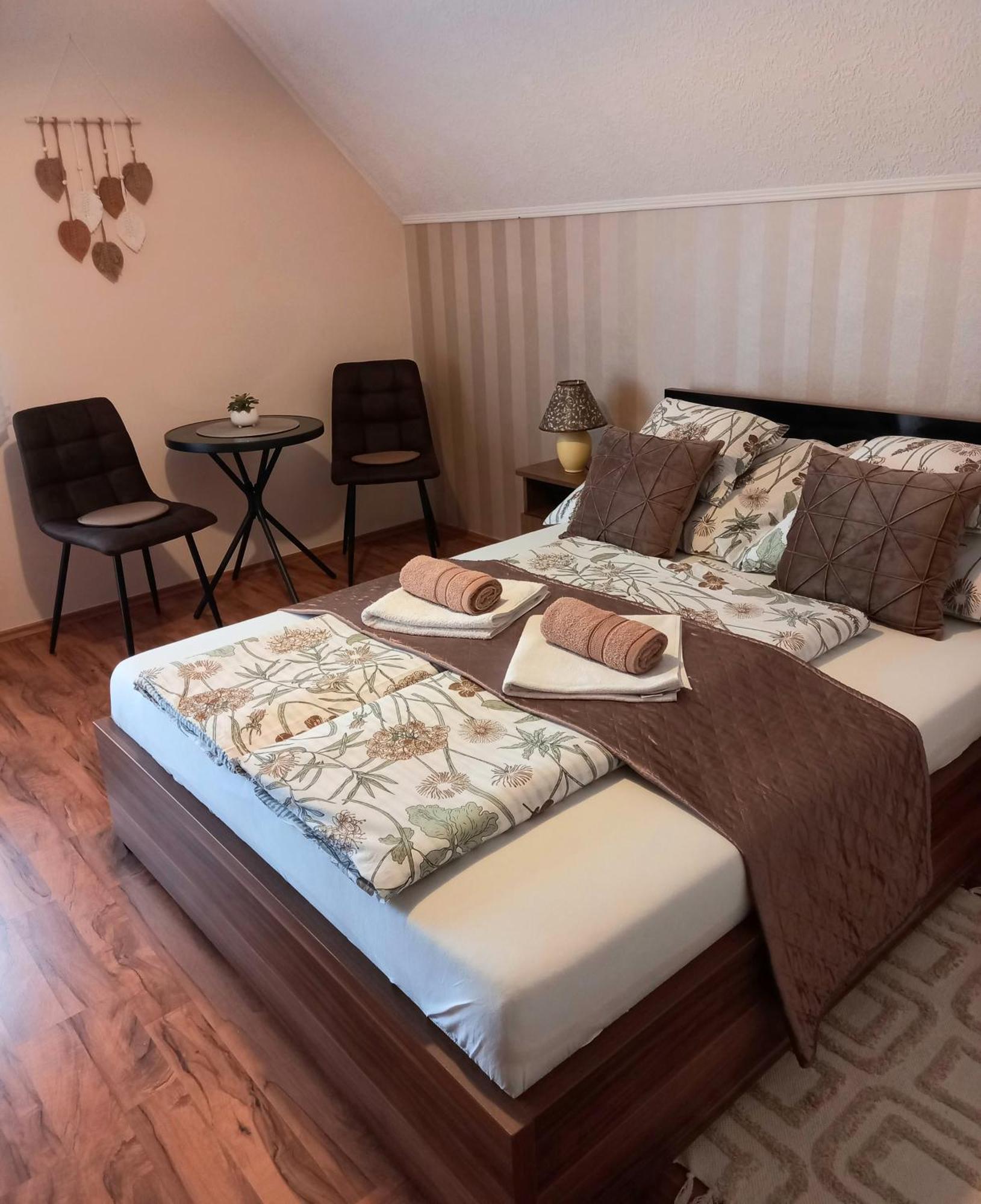 Alfa Apartman Harkan Exterior foto