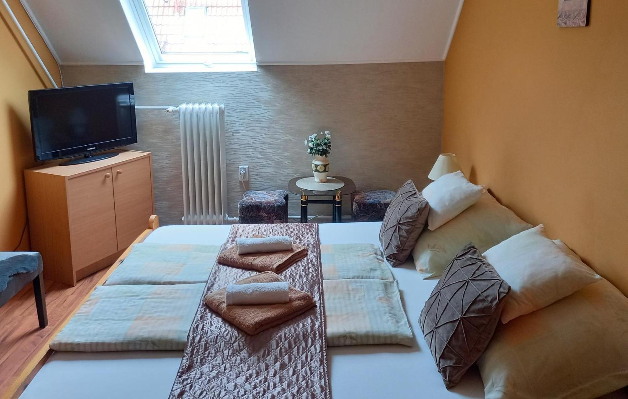 Alfa Apartman Harkan Exterior foto
